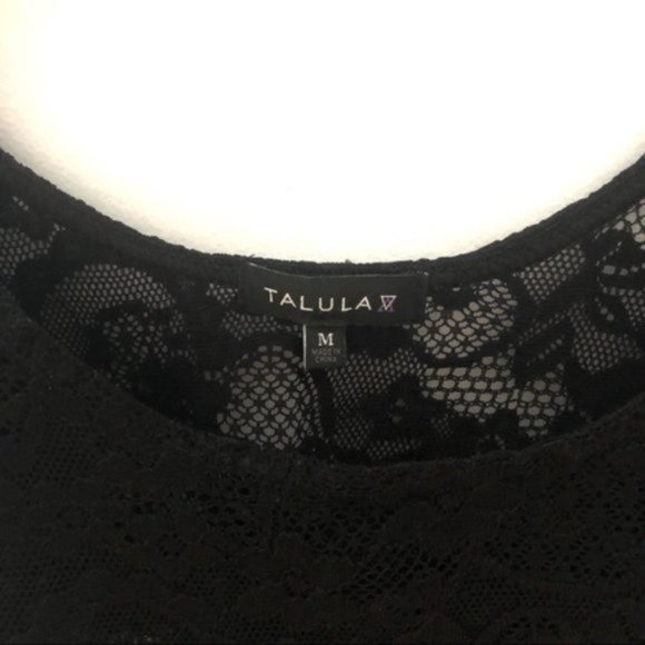 Aritzia Talula Tank-Top black floral lace Size M - Picture 2 of 6